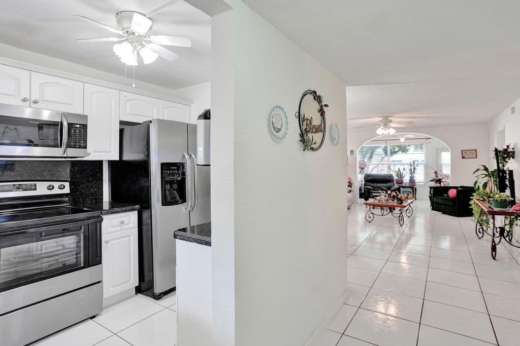 2+1 Condo — 2651 Sunrise Lakes Drive E #104