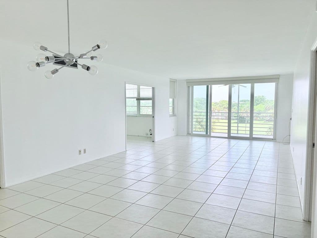 3-bedroom Condo — 804 Cypress Grove Lane #508
