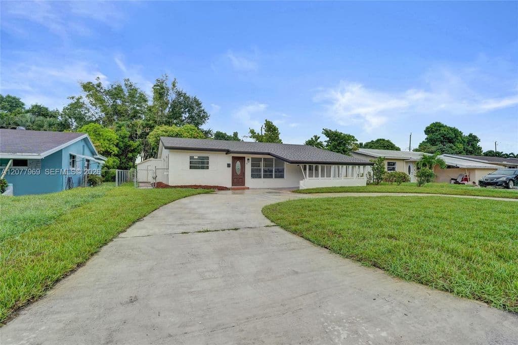 3-bedroom Single-Family Home — 6761 Pershing St