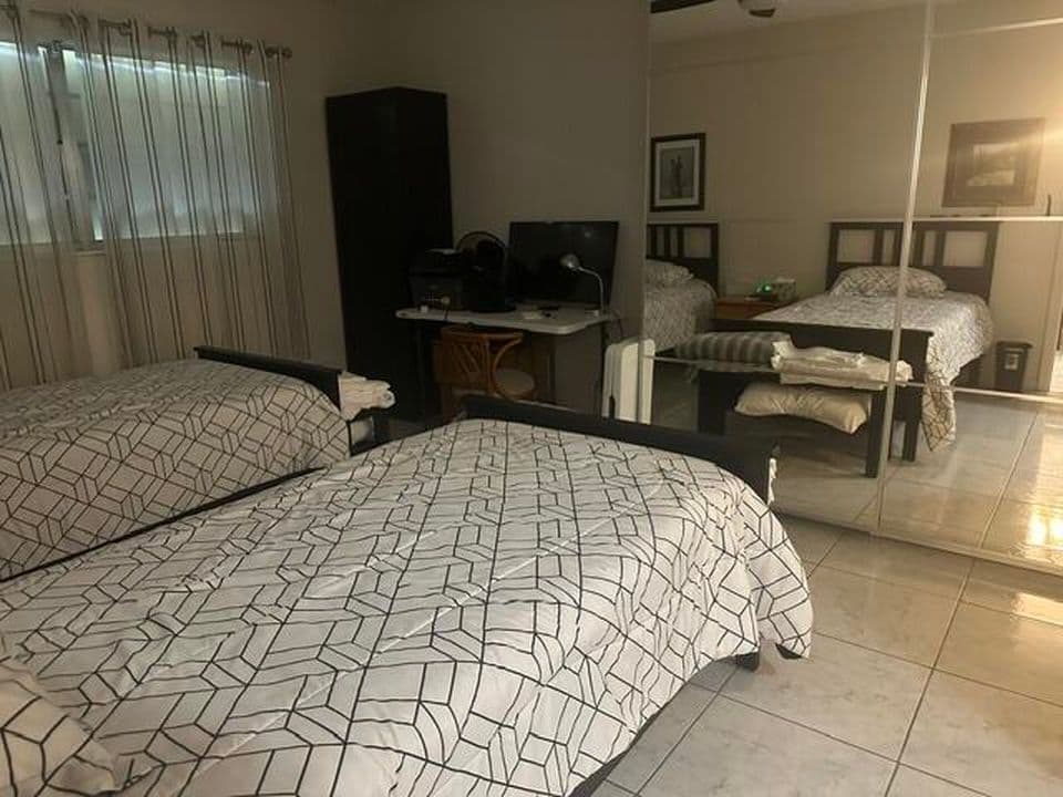 1-bedroom Condo — 4411 NW 16th Street #F109