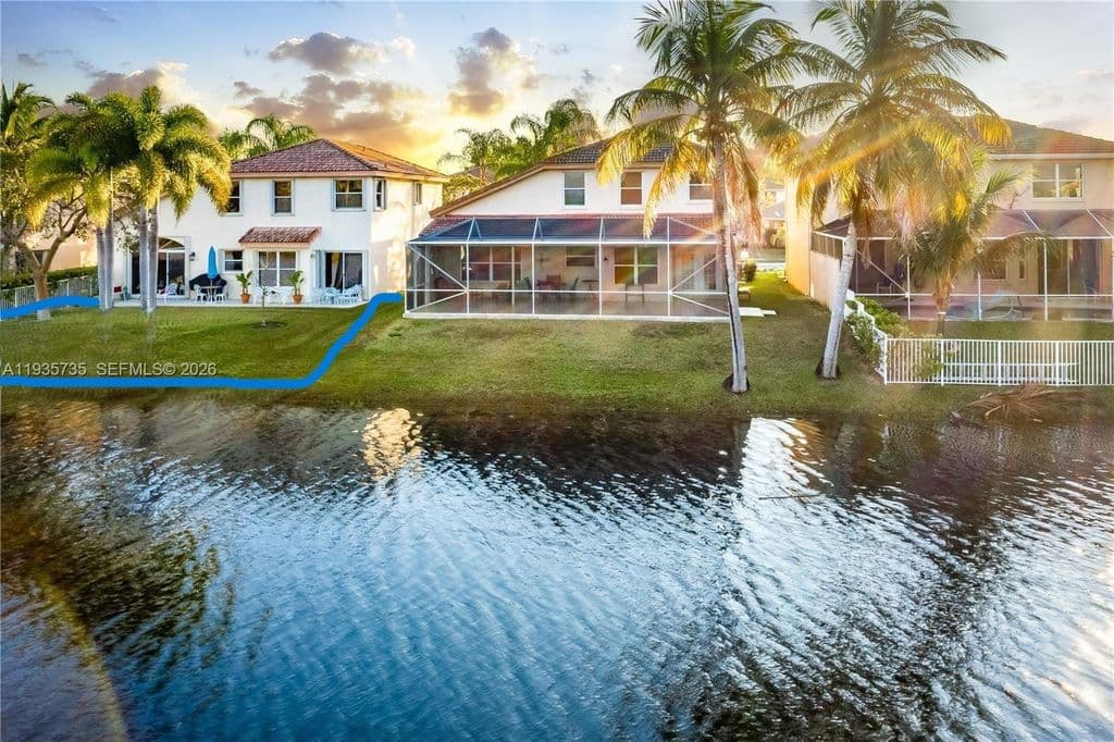 4-bedroom Single-Family Home — 2824 SW 183rd Ave