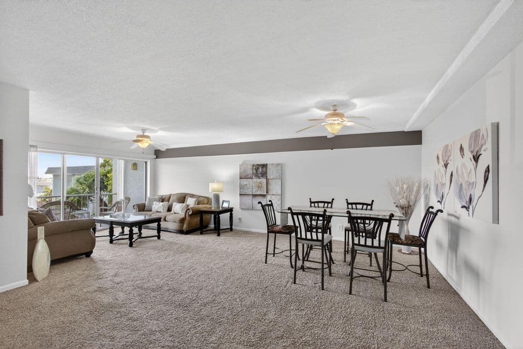 2-bedroom Condo — 505 SPENCER Drive #211