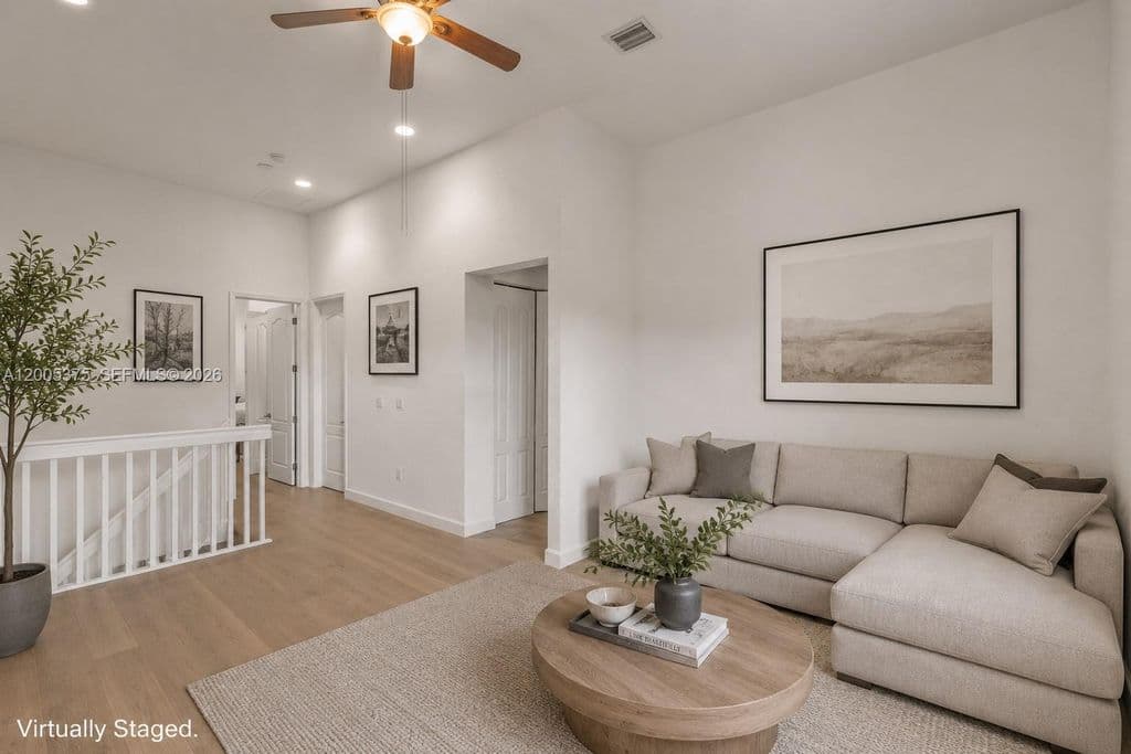 3-bedroom Property — 623 SW 146th Ter