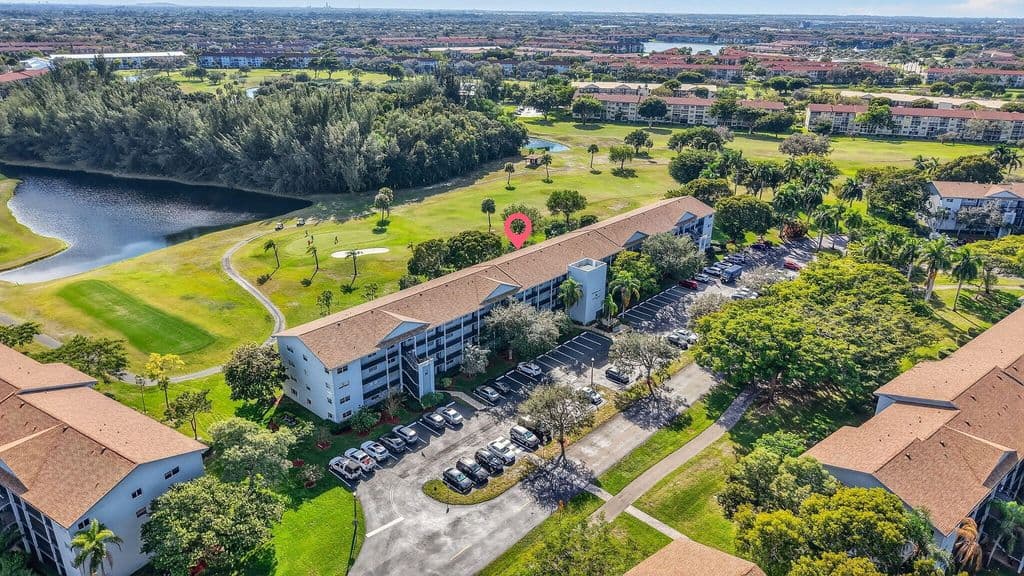 2+1 Condo — 12500 SW 6th Street #110n