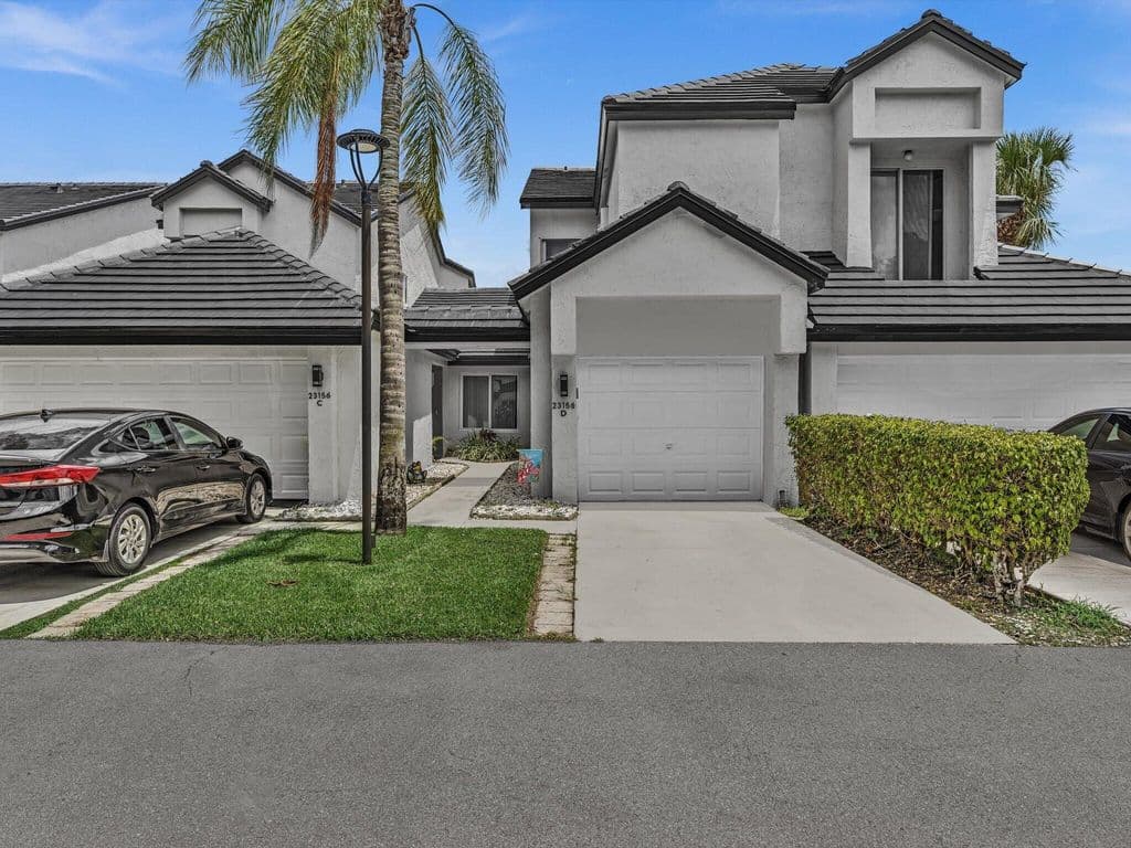 2-bedroom Condo — 23156 Fountain View Drive #D