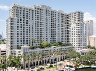 2+1 Condo — 511 SE 5th Avenue #912, Fort Lauderdale, 33301