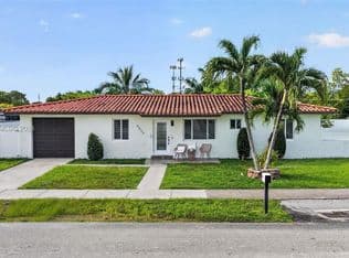 3+1 Müstakil ev — 9535 SW 42nd St, Miami, 33165