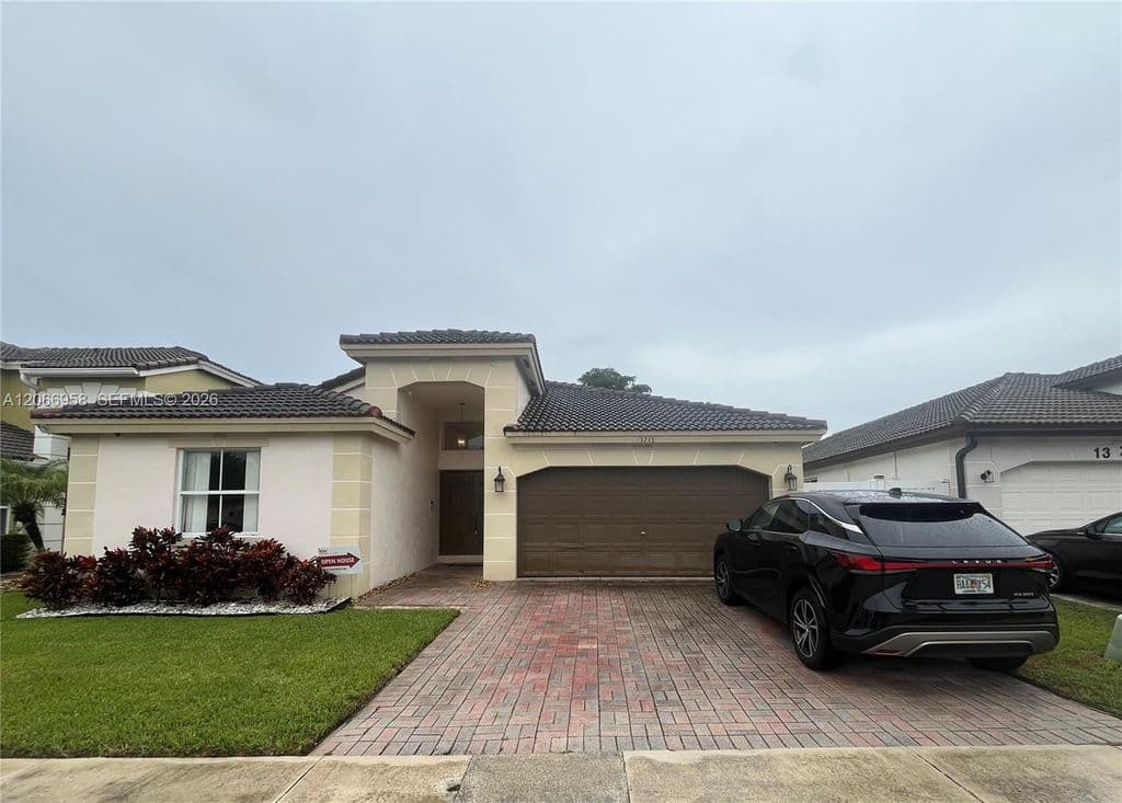 3+1 Müstakil ev — 13248 SW 50th St