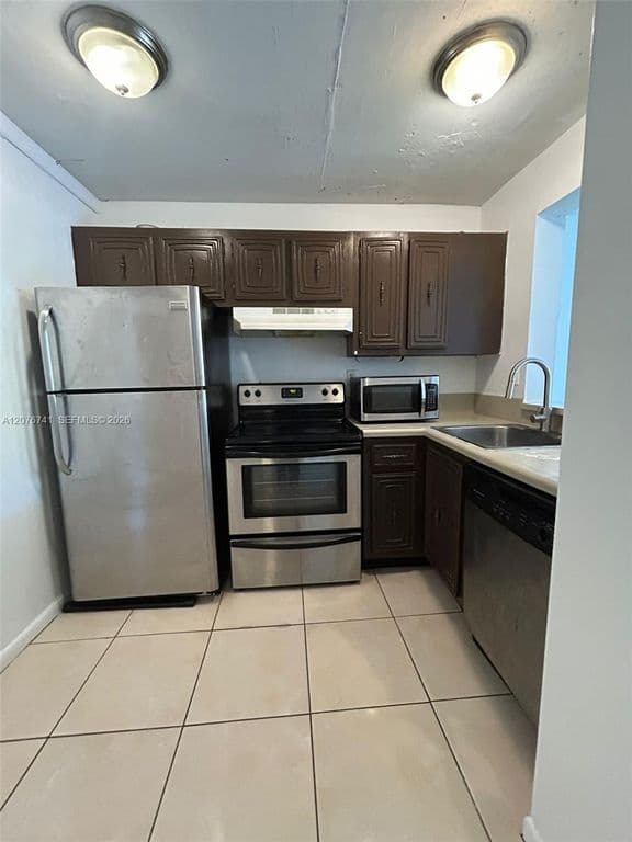 1-bedroom Condo — 496 NW 165th Street Rd APT D310