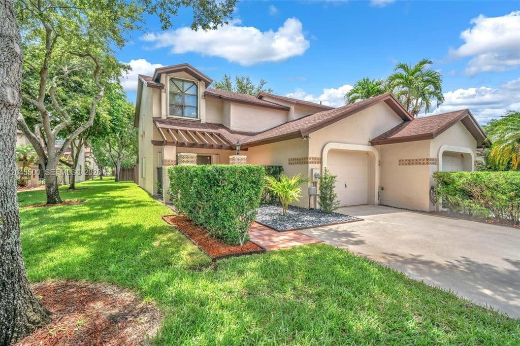 3+1 Mülk — 10060 SW 137th Ct
