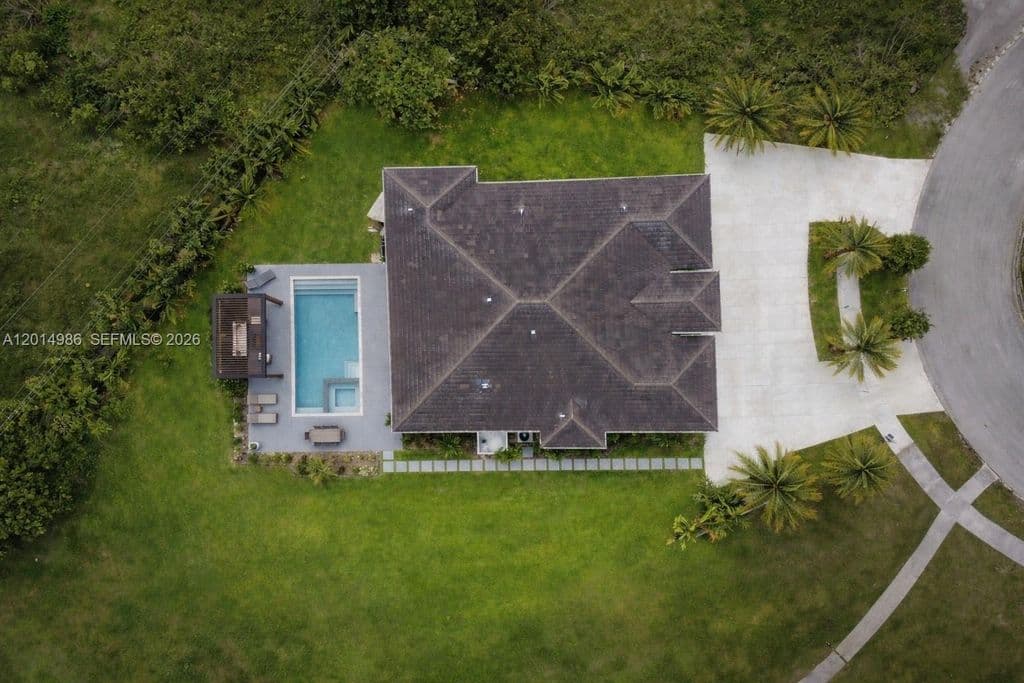 4+1 Müstakil ev — 5815 SW 107th Pl