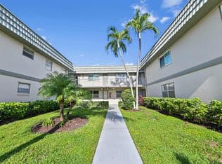 2-bedroom Condo — 233 Monaco Boulevard E, Delray Beach, 33446