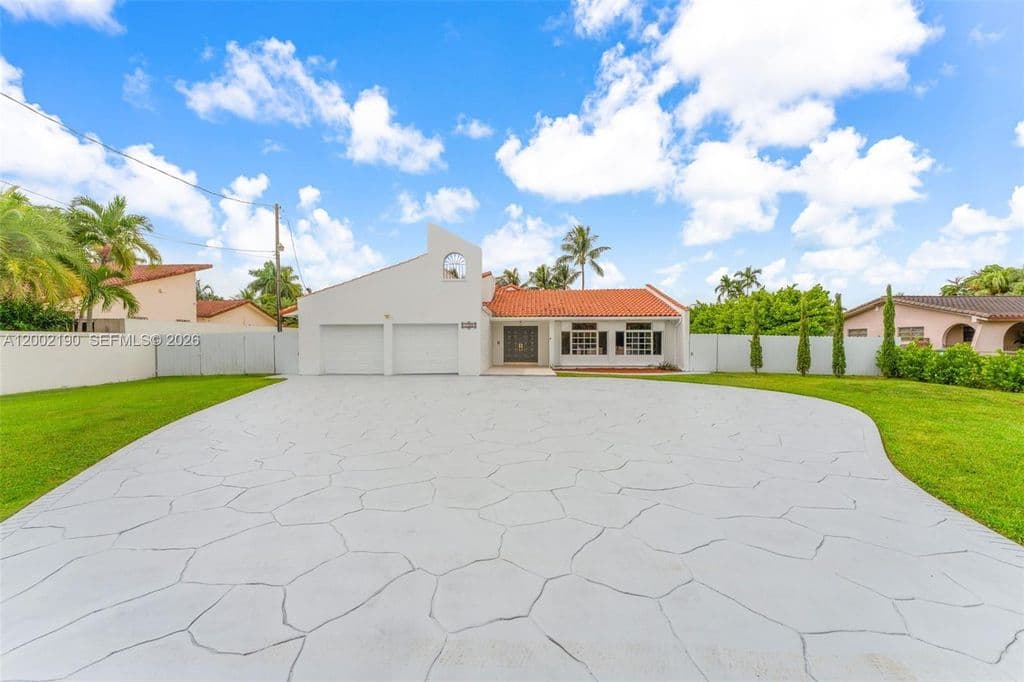 5+1 Müstakil ev — 11350 SW 30th St