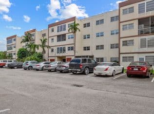 2-bedroom Condo — 4047 NW 16th Street #206, Fort Lauderdale, 33313