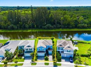 4-bedroom Single-Family Home — 15662 Orchard Drive, Loxahatchee, 33470