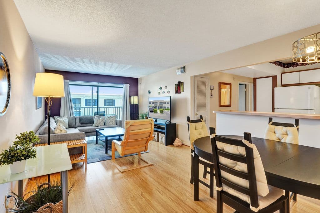2-bedroom Condo — 160 CYPRESS CLUB Drive #630