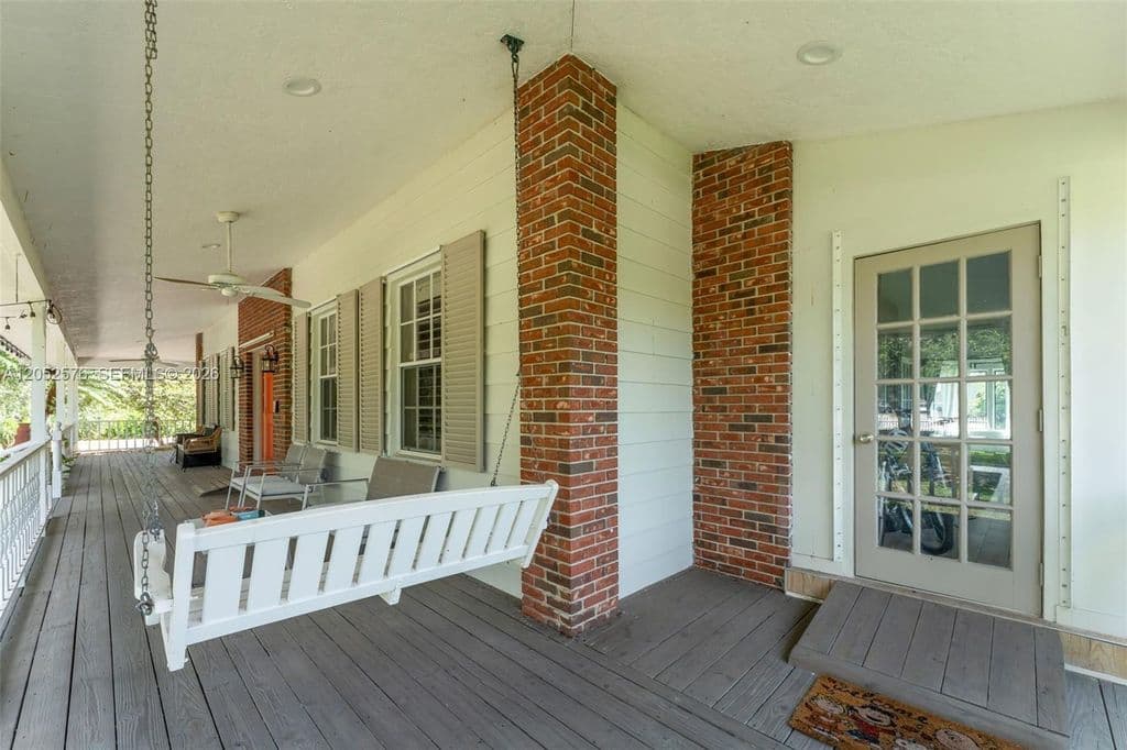 4+1 Müstakil ev — 24545 SW 192nd Ave