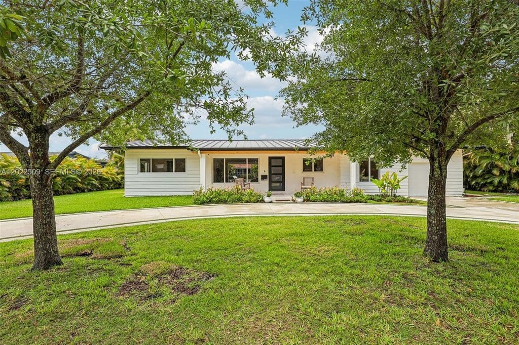 4+1 Müstakil ev — 5620 SW 63rd Ct