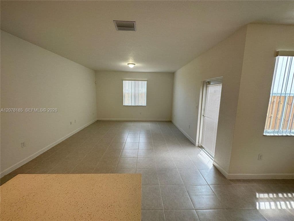 3+1 Müstakil ev — 2382 NW 131st Cir