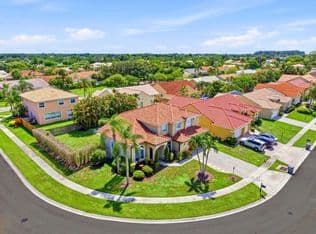 4-bedroom Single-Family Home — 9340 Lake Serena Drive, Boca Raton, 33496