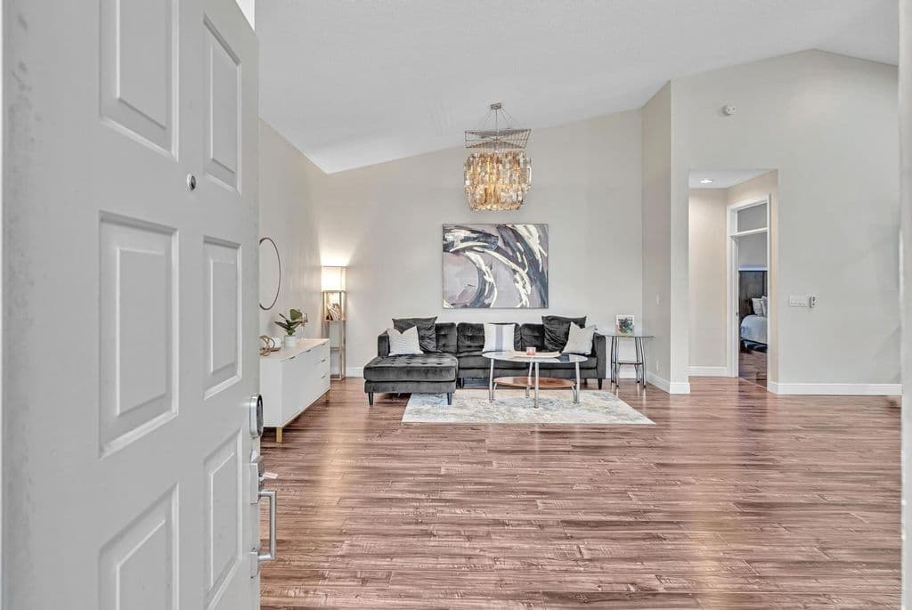 3+1 Müstakil ev — 7445 Rockbridge Circle