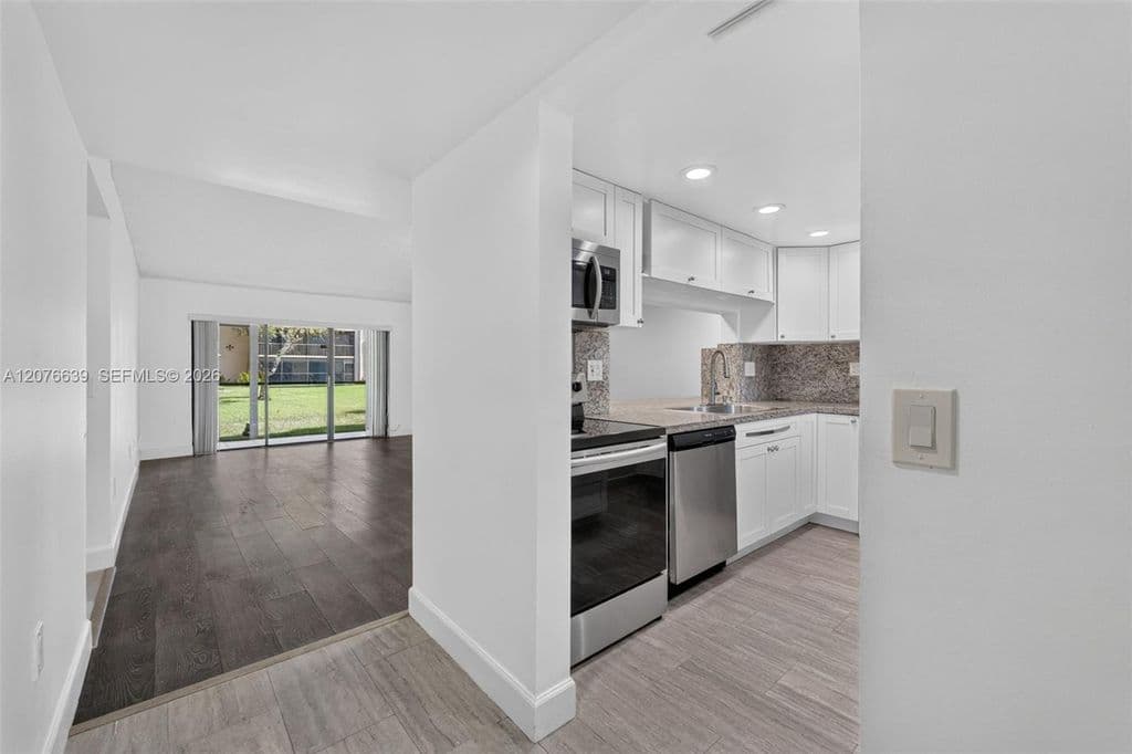 2-bedroom Condo — 8415 SW 107th Ave APT 143W