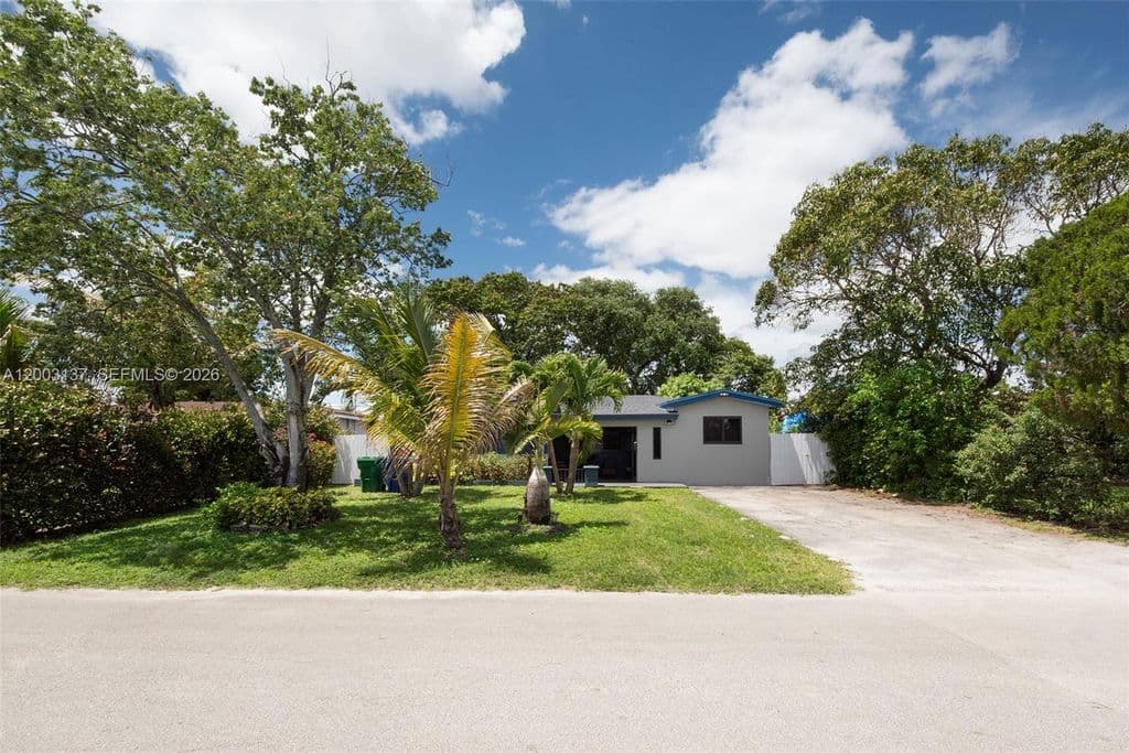 3+1 Müstakil ev — 2630 Everglades Dr