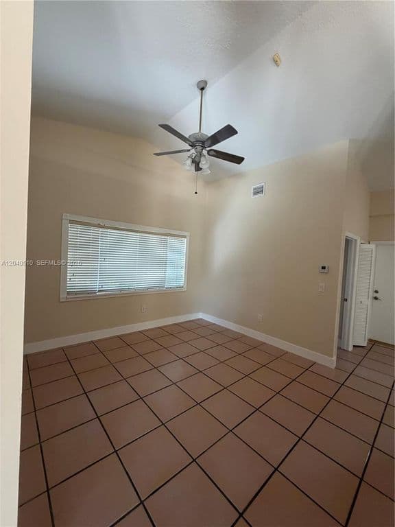 5-bedroom Single-Family Home — 15836 SW 144th Pl