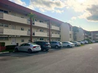 2-bedroom Condo — 361 S Hollybrook Dr APT 104, Pembroke Pines, 33025