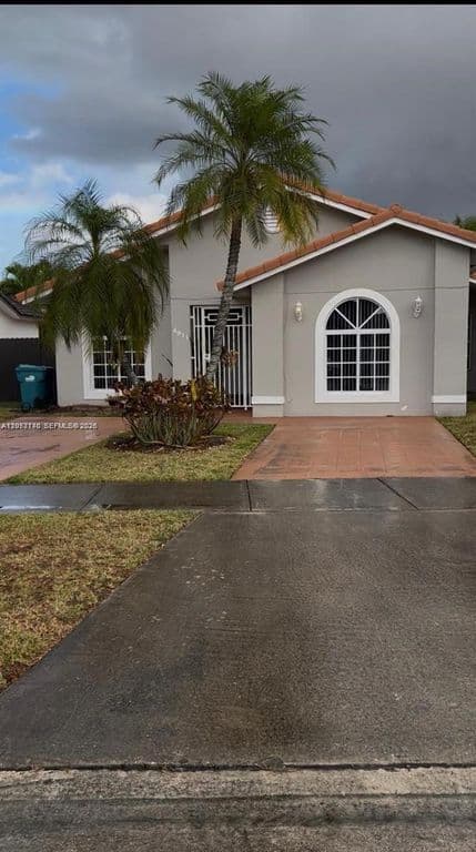 3-bedroom Single-Family Home — 4911 SW 142nd Pl