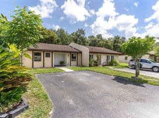 2-bedroom Townhouse — 13962 SW 52nd Ln, Miami, 33175