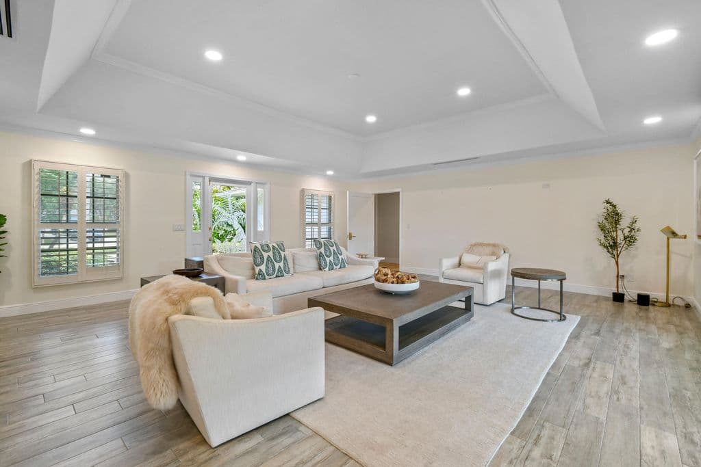4-bedroom Single-Family Home — 938 Turner Quay
