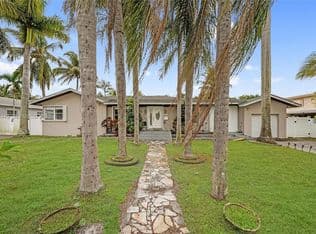 3+1 Müstakil ev — 2534 Monroe St, Hollywood, 33020