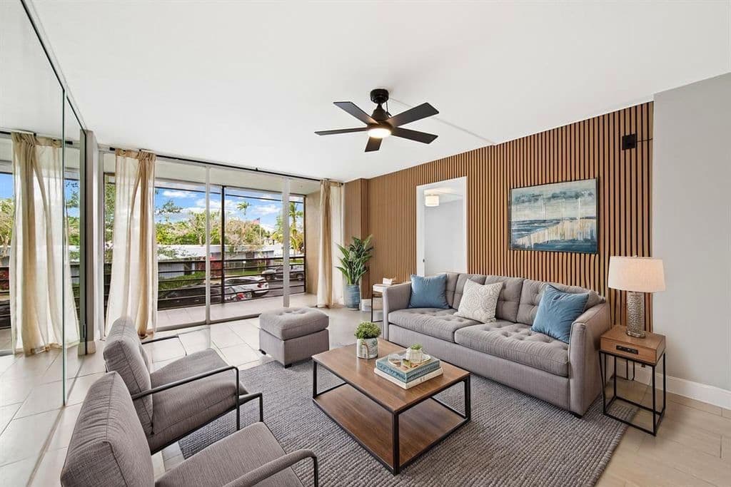 2-bedroom Condo — 113 Royal Park Drive #2h