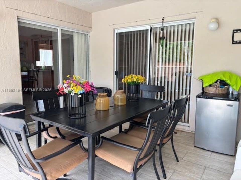 4+1 Müstakil ev — 15751 SW 141st Ct