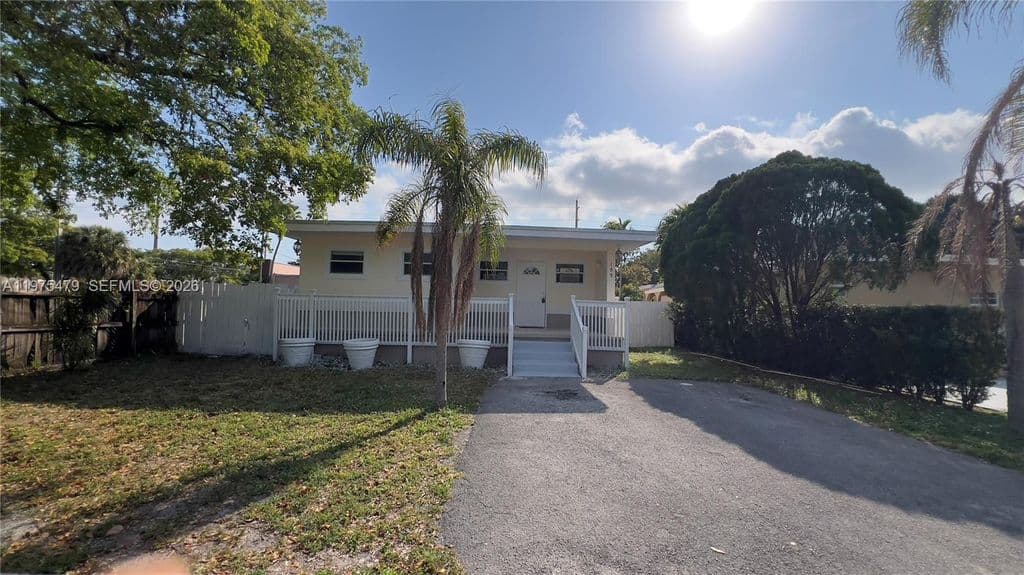 3-bedroom Single-Family Home — 109 SW 1st Ave