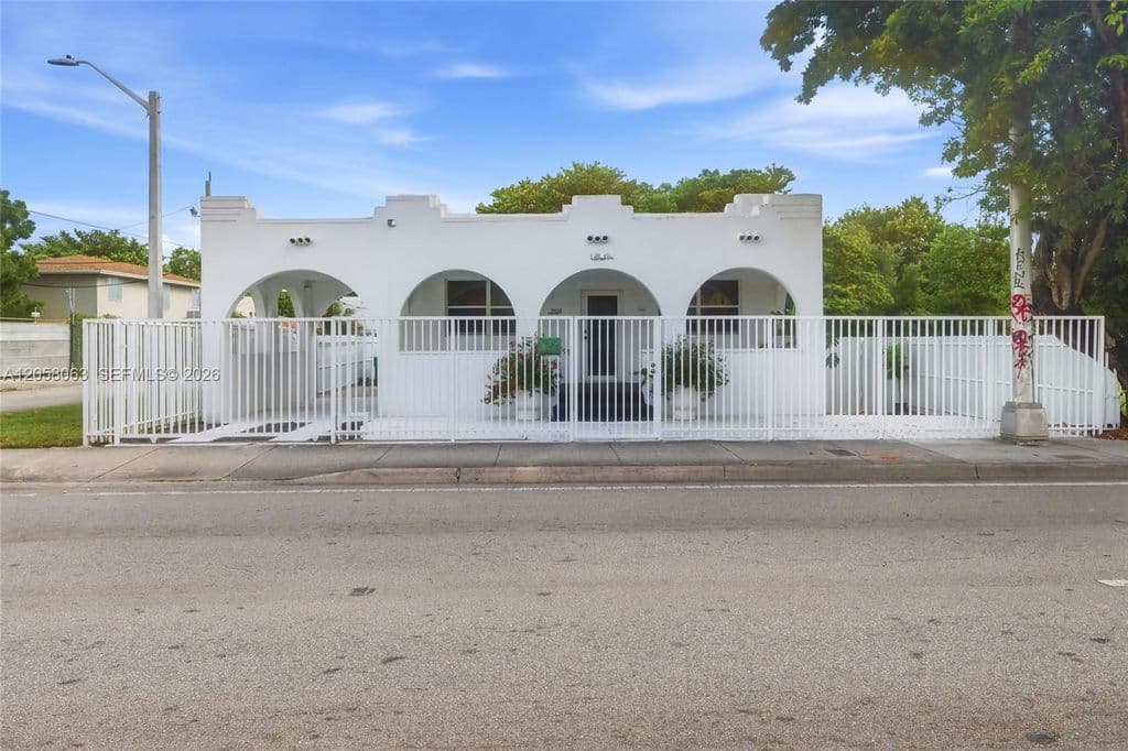3-bedroom Single-Family Home — 1909 NW 62nd St