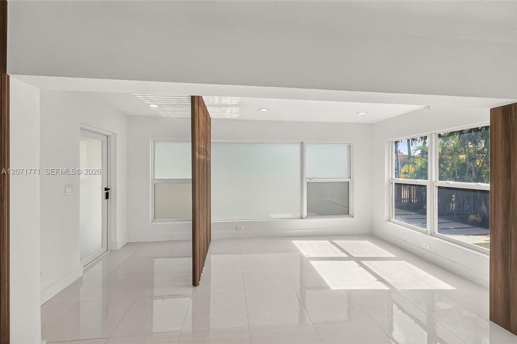 3-bedroom Single-Family Home — 2180 SW 20th St
