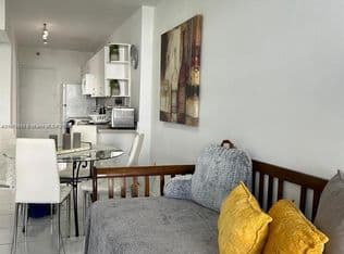 1+1 Condo — 100 Lincoln Rd #437, Miami Beach, 33139
