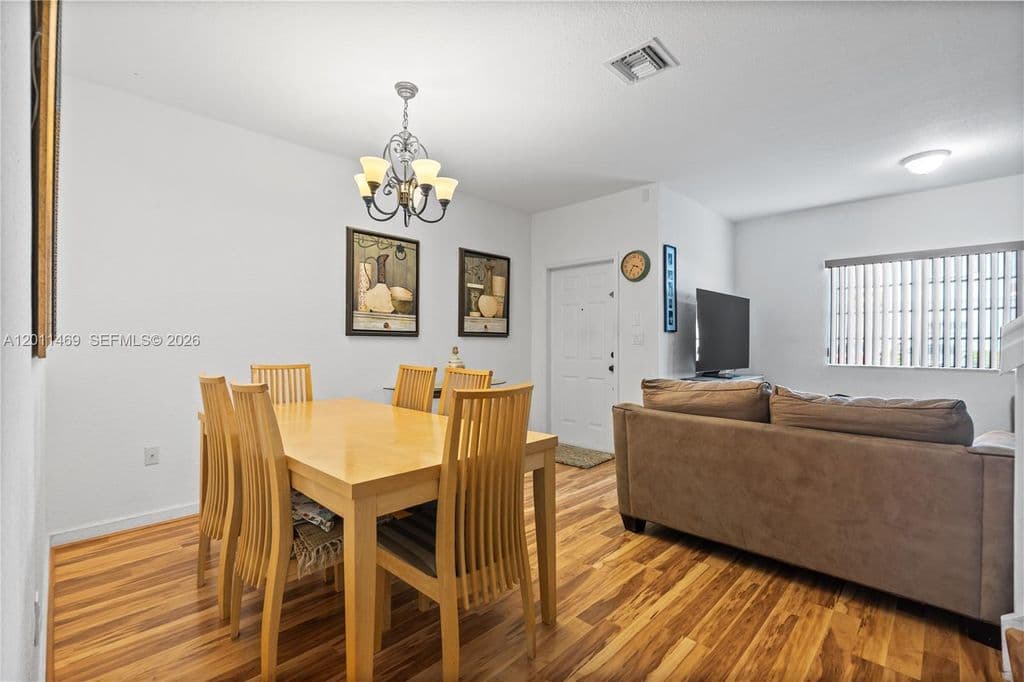 3-bedroom Property — 8430 SW 150th Ave #2