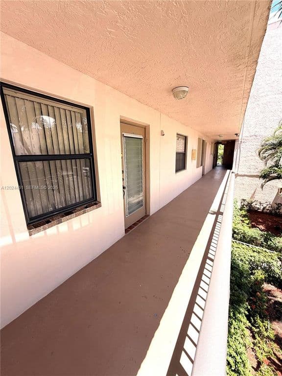 2-bedroom Condo — 2793 NW 104th Ave APT 204