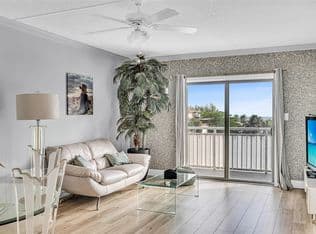 2+1 Condo — 720 Orton Avenue #505, Fort Lauderdale, 33304