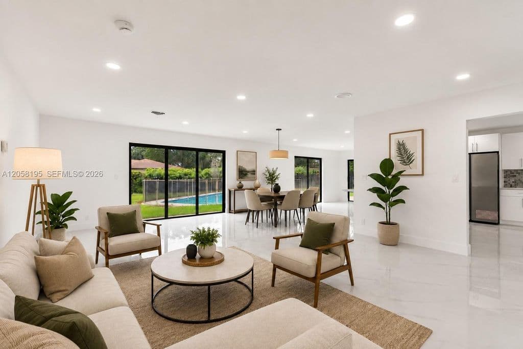 3+1 Müstakil ev — 6940 NW 6th St
