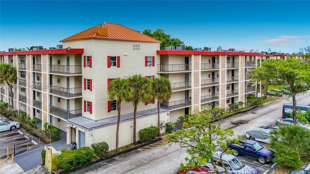 2-bedroom Condo — 3000 NW 48th Ter APT 126