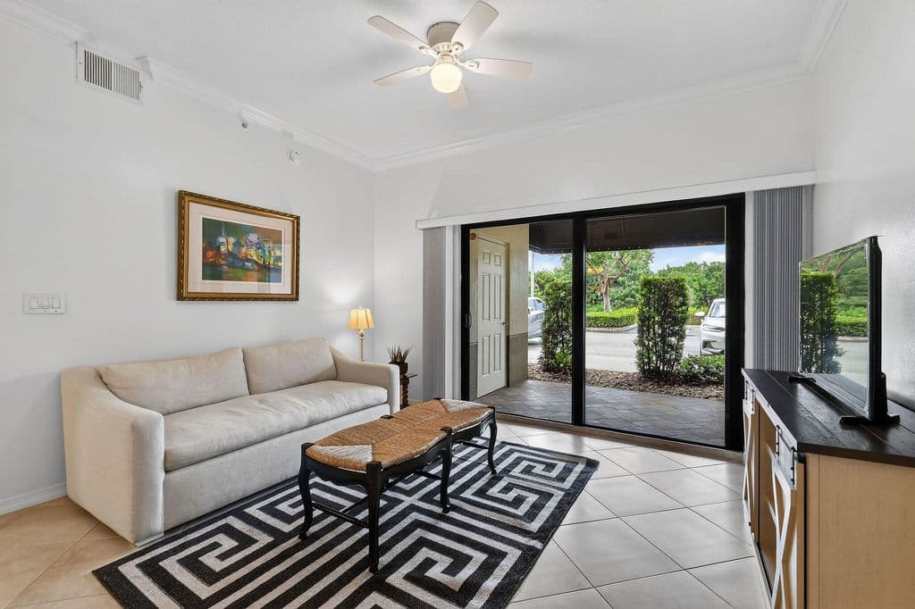 2+1 Condo — 4903 Midtown Lane #3116