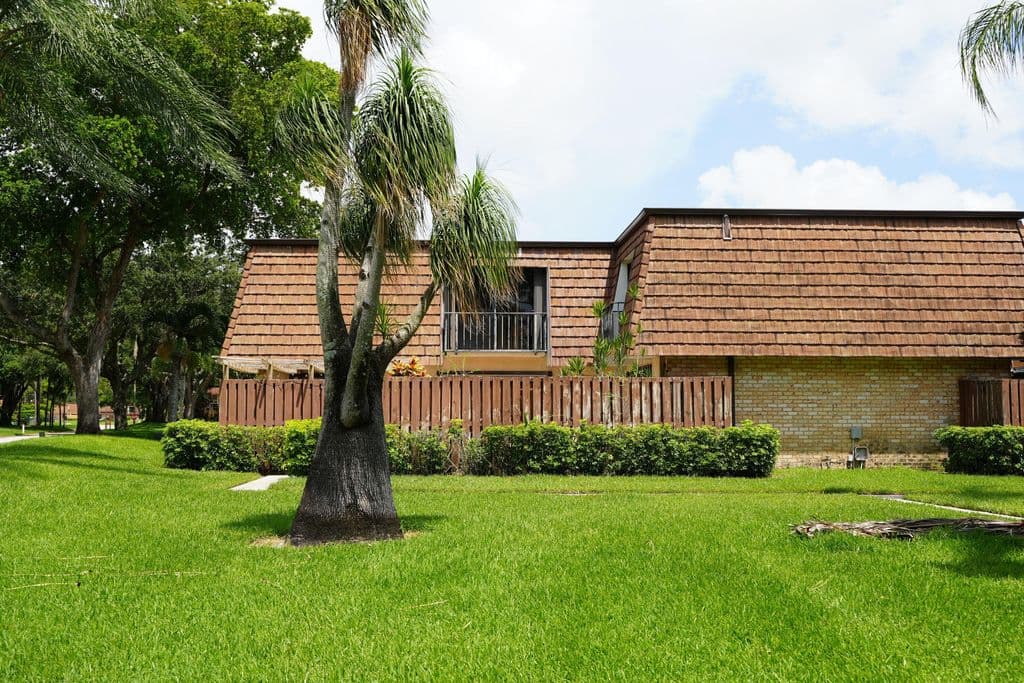 3-bedroom Property — 1905 19th Lane