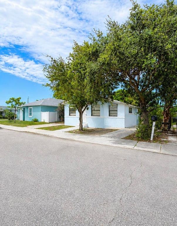 3-bedroom Single-Family Home — 1410 S J Street