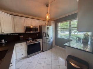 2-bedroom Condo — 2403 Antigua Cir APT K1, Coconut Creek, 33066