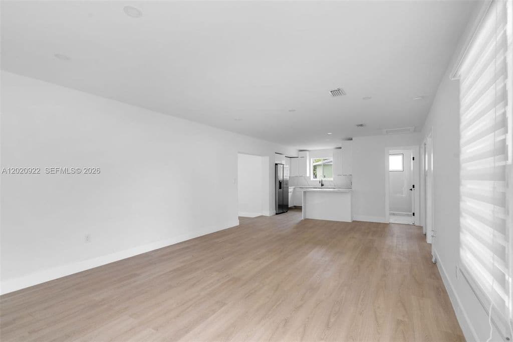3-bedroom Single-Family Home — 17231 NW 24th Pl