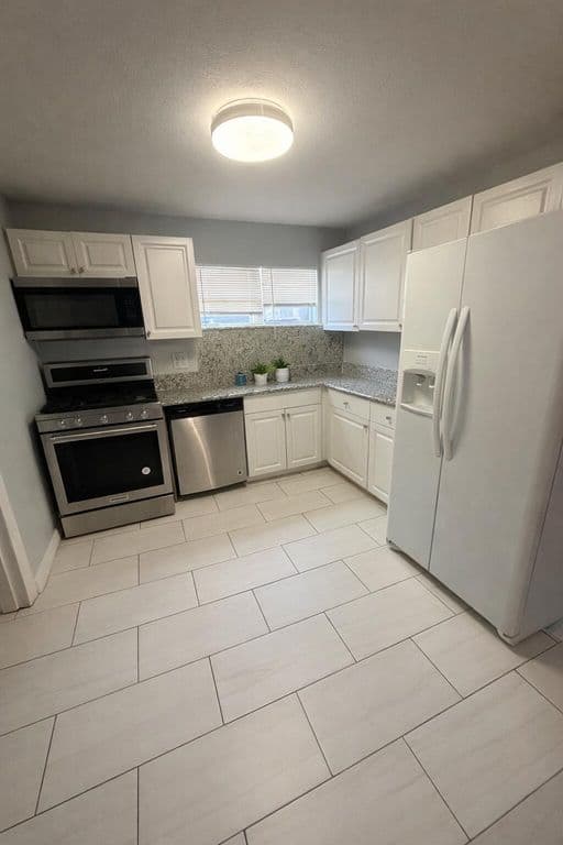 3-bedroom Single-Family Home — 2686 Summit Boulevard